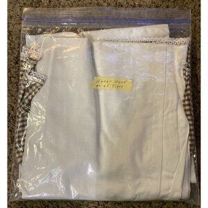 Vintage 1984 Model Curtain Co Pair of Tiers Curtains NEW Open Package Country